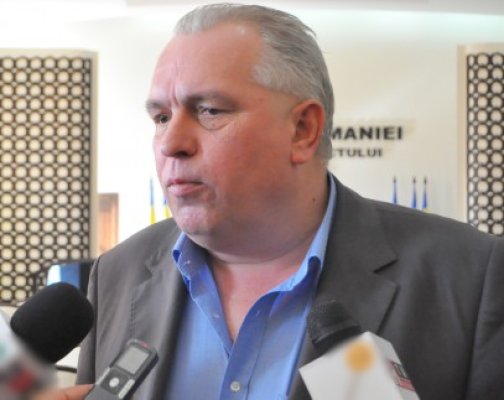 Nicuşor Constantinescu rămâne sub control judiciar